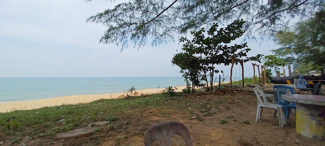 Pantai Kelulut, Marang - Gastronomi dan perhotelan