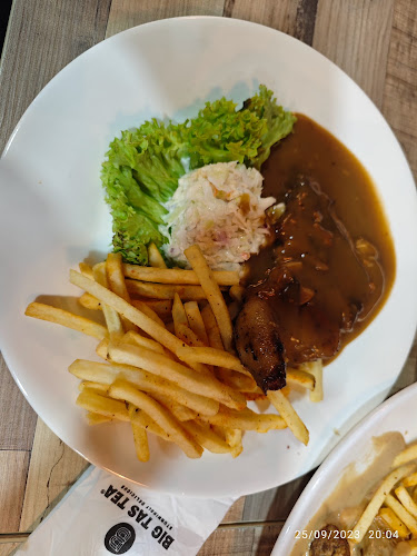 Opinii despre Big Tas' Tea Pandan Indah, Kuala Lumpur în Ampang - Gastronomi dan perhotelan