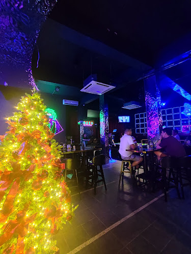 Opinii despre JOKER Karaoke & Lounge în Kuching - Gastronomi dan perhotelan