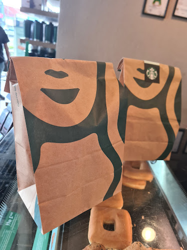 Starbucks Tin Village, Kampar