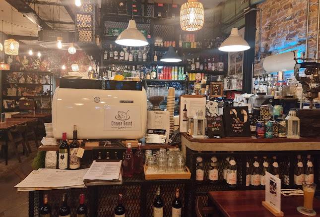 Gavel Coffee Kitchen Craft beers - Gastronomi dan perhotelan