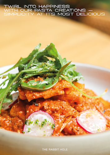 The Rabbit Hole - Gastronomi dan perhotelan