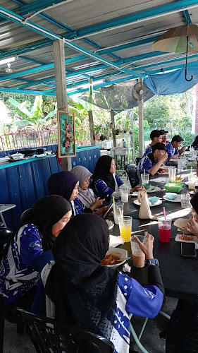 Opinii despre LAKSA CUCOQ FITRI & MEE UDANG KARA,WESTERN FOOD în Simpang - Gastronomi dan perhotelan