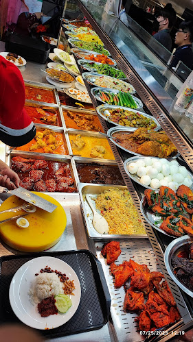 Opinii despre De Rayyan's Cafe în Petaling Jaya - Gastronomi dan perhotelan