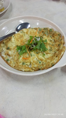 Uncle Ng Restaurant 皇廷囍宴海鲜酒家 - Gastronomi dan perhotelan