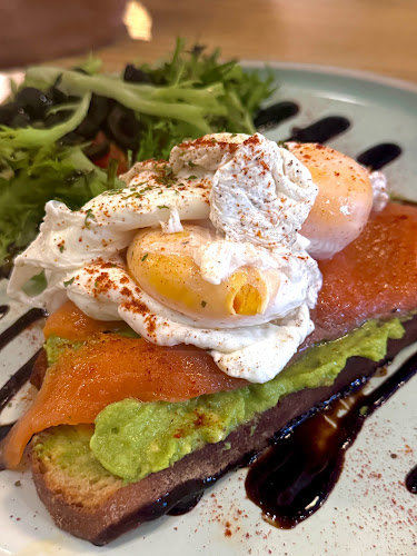 Breda Cafe - Gastronomi dan perhotelan