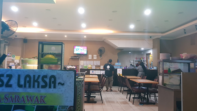 Opinii despre Al Madina Restaurant (Formely Known as Aliiya Maju Cafe) în Bintulu - Gastronomi dan perhotelan