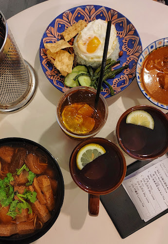 YC Vege Life Vegetarian Cafe