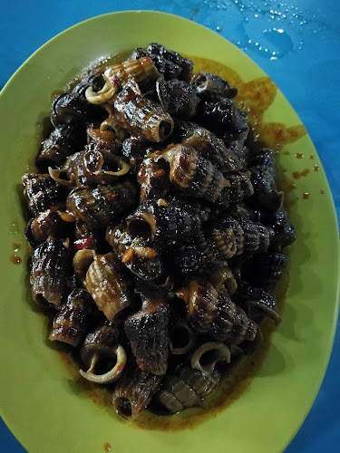 Comentarii opinii despre Kompleks Makanan Medan Renong Padang Kota Lama