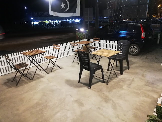 Lot 39, Jln Kuala Berang, Kampung Batu 24, 21700 Kuala Berang, Terengganu