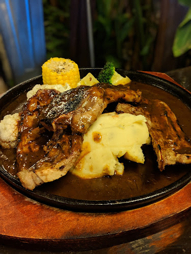 Comentarii opinii despre The Cave Restaurant