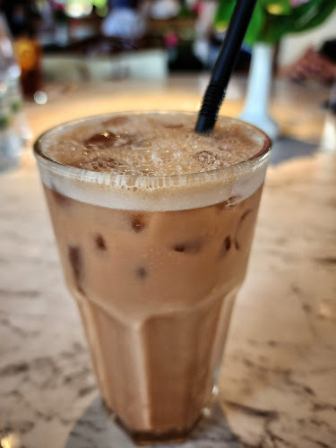 Madam Kwan’s Imago Mall, Sabah - Gastronomi dan perhotelan