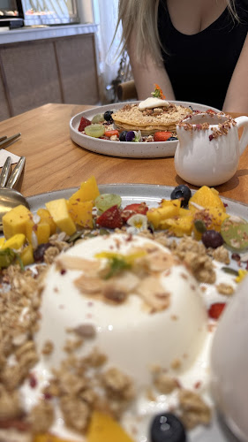 Opinii despre Utoo Boho Cafe & Patisserie în George Town - Gastronomi dan perhotelan