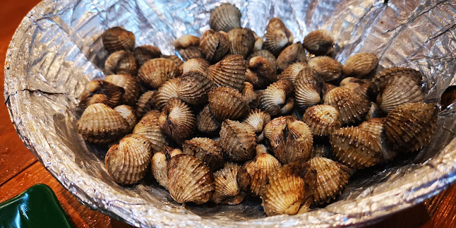 UNCLE YOUNG - Gastronomi dan perhotelan