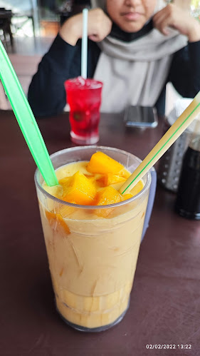 Opinii despre Wak Nuar Ayam Penyet în Kuala Lumpur - Gastronomi dan perhotelan