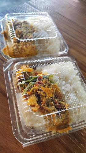 Kedai Makanan Dan Minuman Norhalilah