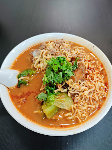 Lim Kee Seafood Porridge 林记鱼头米粉 - George Town