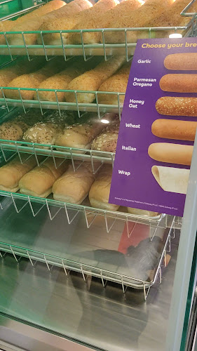 Opinii despre Subway Emart Bintulu (Kwangkweet Sdn Bhd) în Bintulu - Gastronomi dan perhotelan