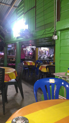 Kedai Makan Kak Long - Gastronomi dan perhotelan