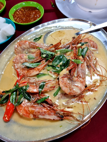 Lot 13556, Jalan Cempaka, Kampung Sungai Kayu Ara, 47400 Petaling Jaya, Selangor