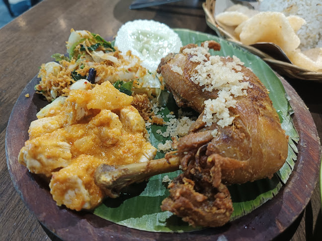 T1 Bundusan - Gastronomi dan perhotelan