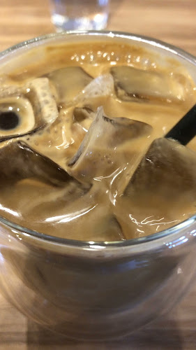 The Moment Cafe 瞬 · 咖啡館 - Gastronomi dan perhotelan