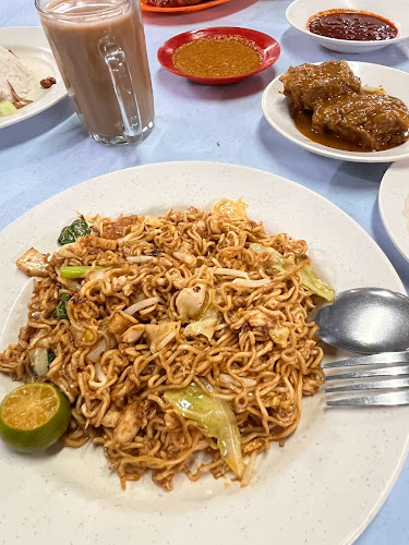 Warong Nasi Lemak AST - Gastronomi dan perhotelan