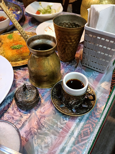 27, Jalan Glasiar, Taman Tasek, 80200 Johor Bahru, Johor