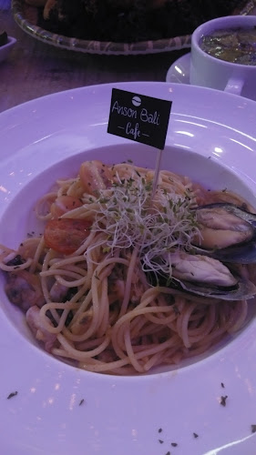 Bali Bali Cafe - Gastronomi dan perhotelan