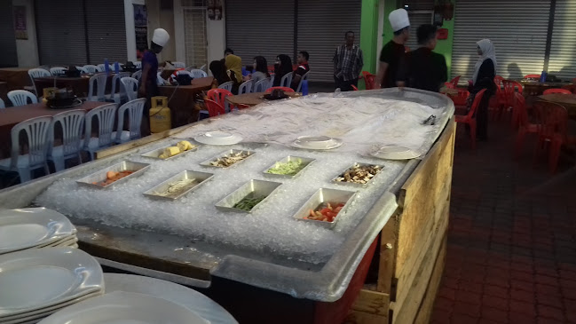 Sampan Steamboat & Grill by Aman Sejagat Kru - Melaka