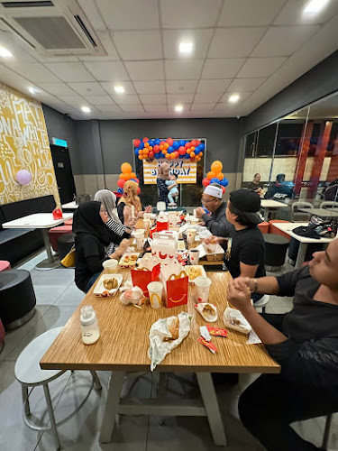 99, Jalan Semariang, Petra Jaya, 93050 Kuching, Sarawak