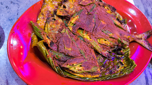 Ketam Besar Restoran - Gastronomi dan perhotelan