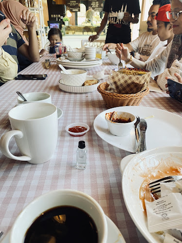 Comentarii opinii despre THE SALMAH