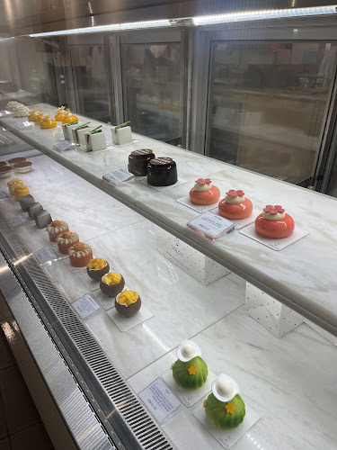 Dolce - Gastronomi dan perhotelan