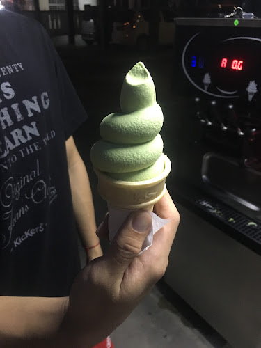 Opinii despre 雪宝冰淇淋 Olaf Ice-Cream în Bintulu - Gastronomi dan perhotelan