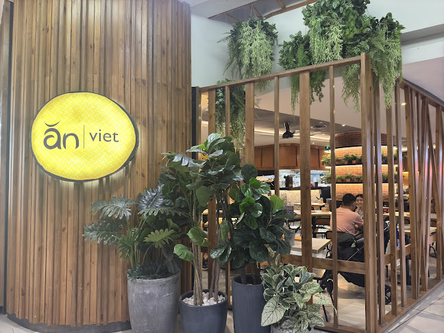 Ăn Viet, Paradigm Mall (Non-halal)