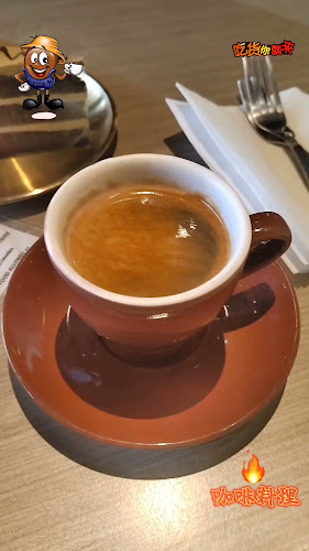 Comentarii opinii despre Madeleine Cafe & Patisserie