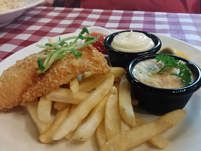 UAK Foodmart - Shah Alam