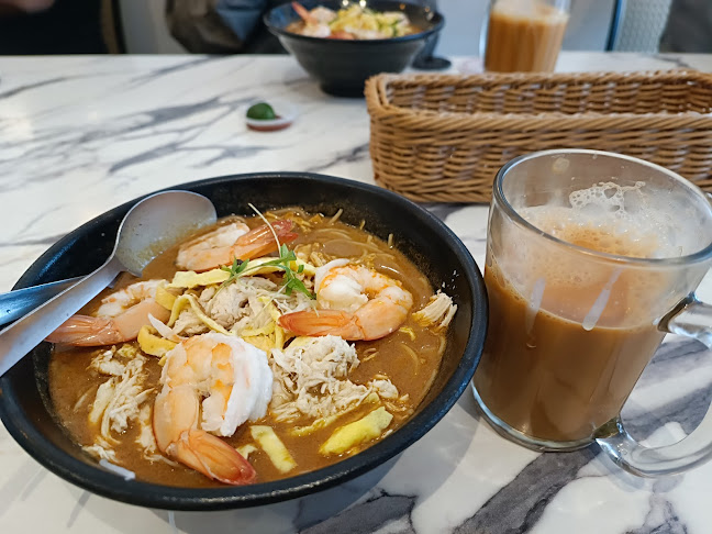 Opinii despre Mom's Laksa în Kuching - Gastronomi dan perhotelan