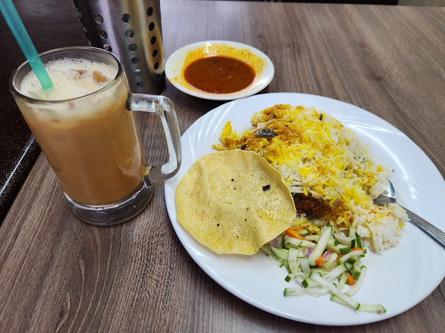 Al-Baik Di Bistro Restaurant - Gastronomi dan perhotelan