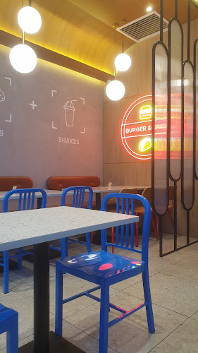 Burger & Taco Pavilion Bukit Jalil - Kuala Lumpur