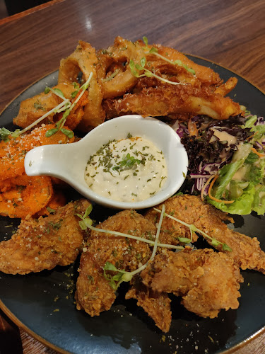 Bonzer Restaurant • Kingwood Hotel - Miri