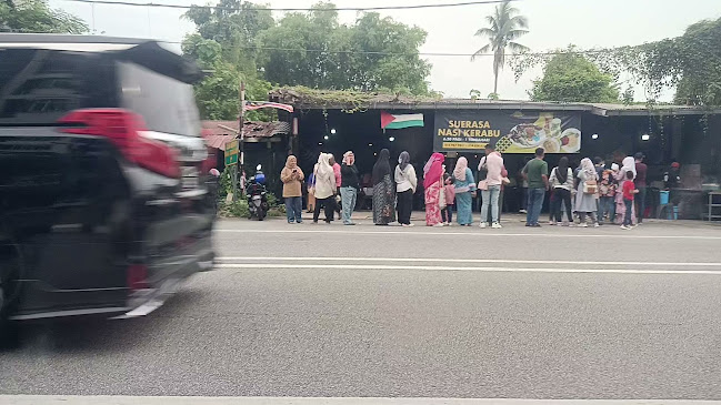 Fauzi Nasi Kerabu @ Suerasa Nasi Kerabu - Gastronomi dan perhotelan