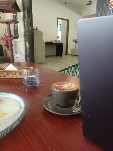 Opinii despre Paradiso Cafe în George Town - Gastronomi dan perhotelan