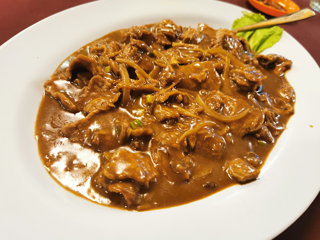 Seafood Padungan Bay Restaurant - Gastronomi dan perhotelan