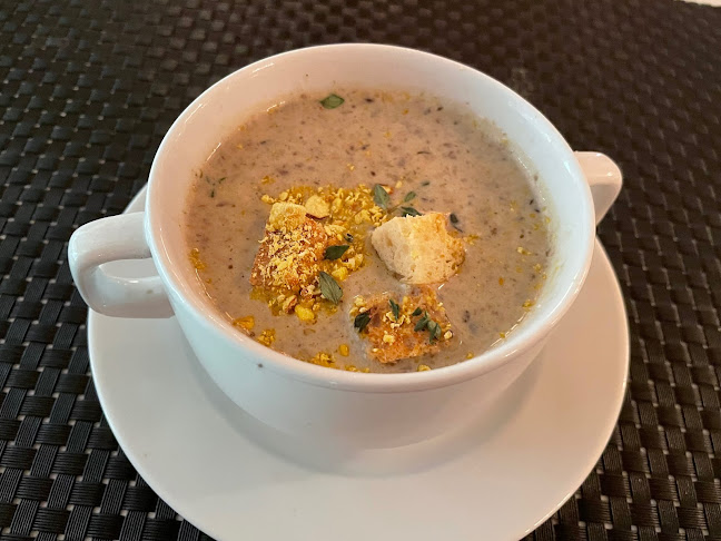 Comentarii opinii despre Suffolk House Restaurant