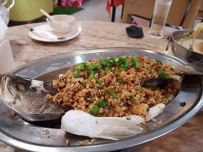 Opinii despre Chatri Signature Authentic Thai Cuisine în Gelang Patah - Gastronomi dan perhotelan