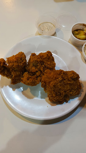 no. 20, Jalan Renang 13/26, Seksyen 13, 40100 Shah Alam, Selangor