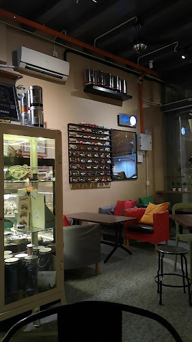 I-Santorini, 8-G-11, Jln Tanjong Tokong, Seri Tanjung Pinang, 10470 George Town, Penang