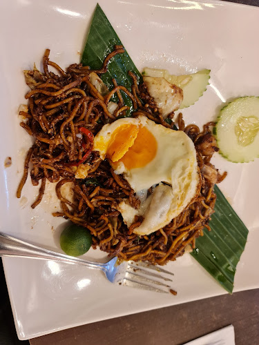 BTC Bistro Inanam - Gastronomi dan perhotelan